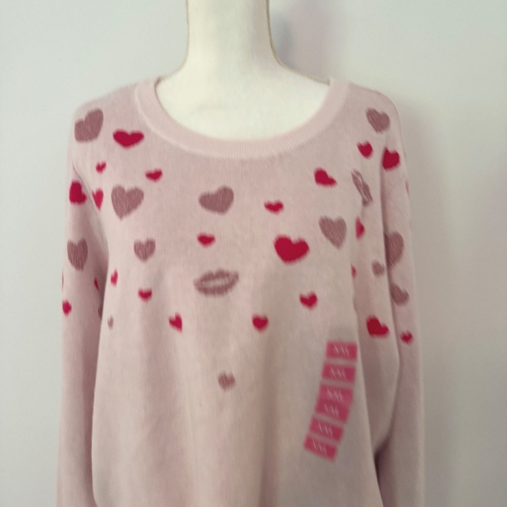 Feeling Festive Pink Hearts Lips Sweater 2X super soft NEW Crewneck
